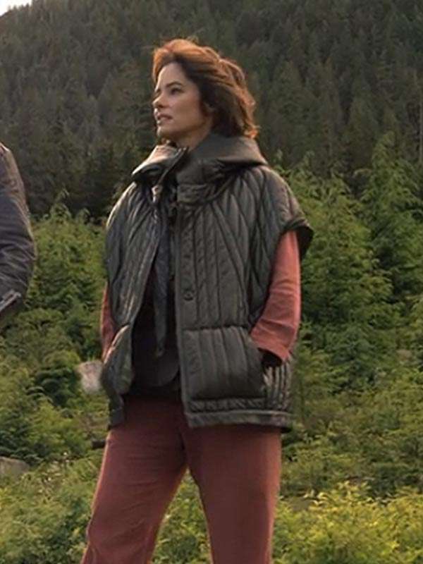 Lost in Space Dr Zachary Smith Black Hoodie Quilted Jacket