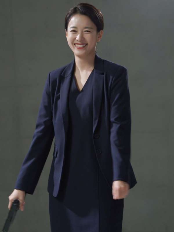 Han Hyo-joo Moving S01 Blue Blazer