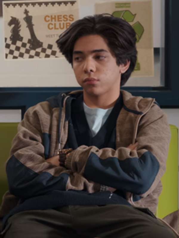 Lee Garcia My Life with the Walter Boys S01 Brown Hoodie
